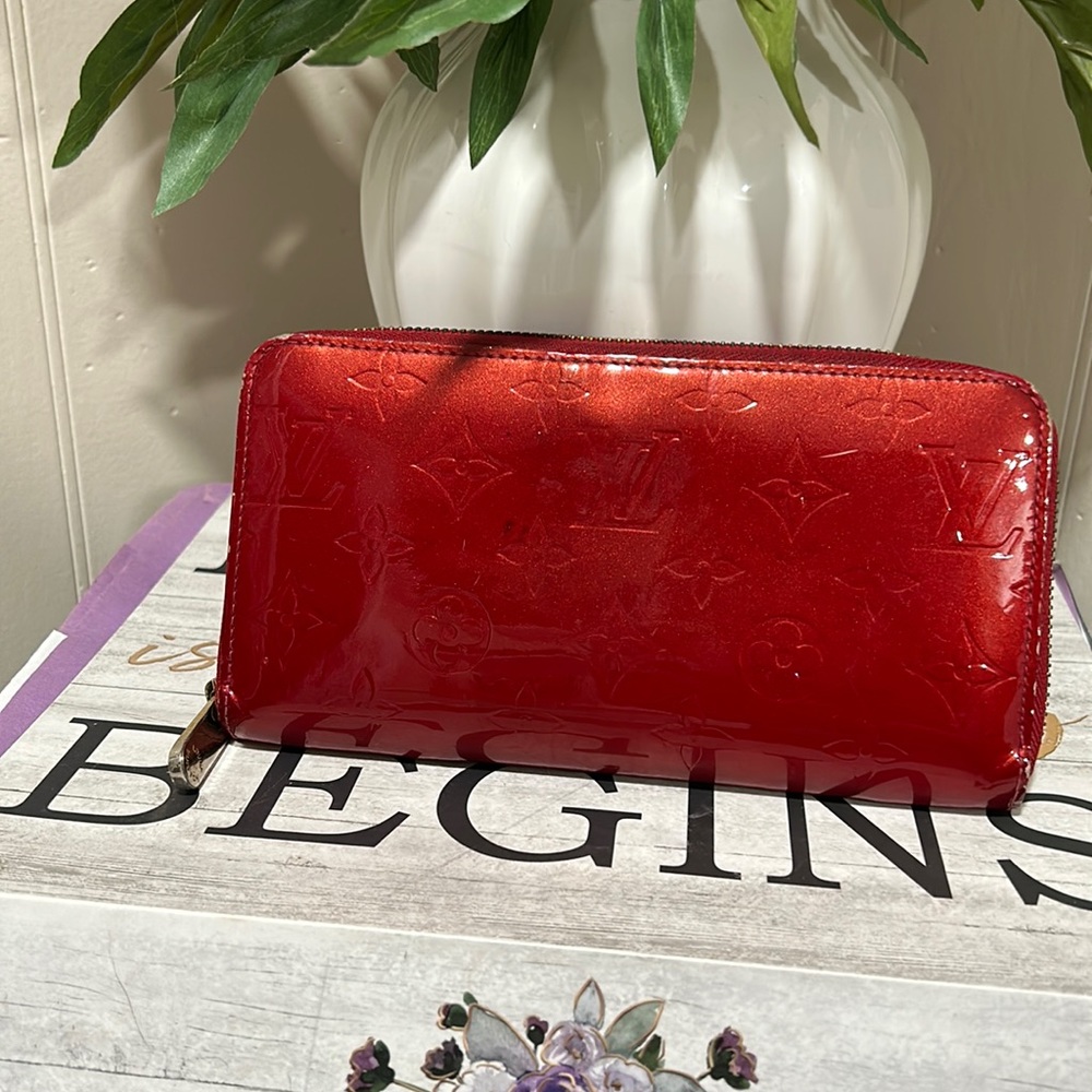 Louis Vuitton Vernis long wallet